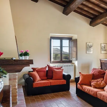 Villa Podere Collelungo 14, Emma *